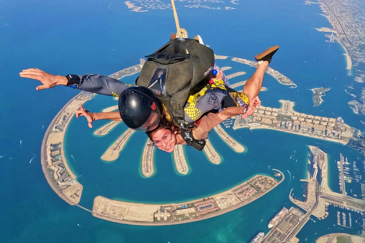Experience Abu Dhabi City Tour with Skydive Adventure