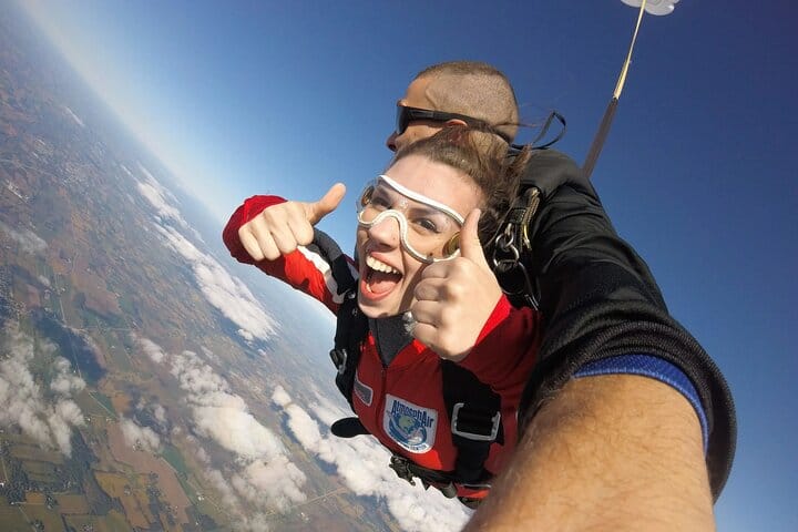 Experience Abu Dhabi City Tour with Skydive Adventure
