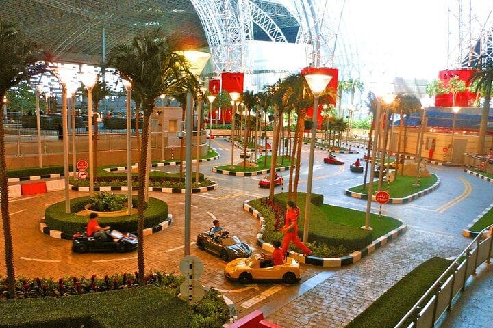 Abu Dhabi City Tour with Yas Waterworld