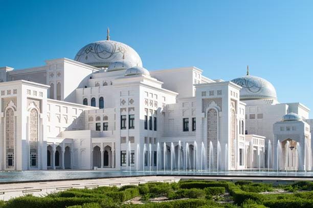 Abu Dhabi City Tour with Qasr Al Watan