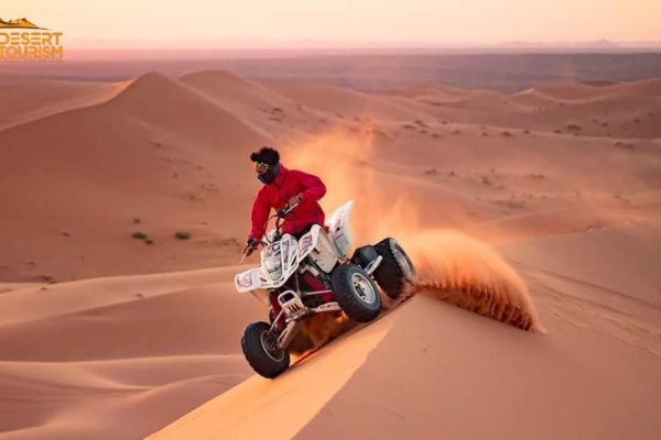 evening-desert-safari-quad-bike-fun